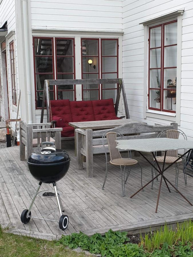 Vaelrenoverad Fin Laegenhet I Charmigt Omrade Söderhamn Eksteriør bilde